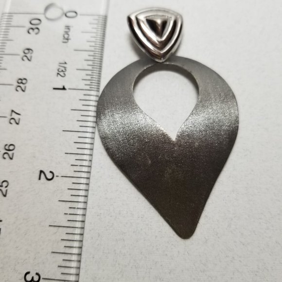 925 Sterling Silver Non Tarnish Open Teardrop Inverted Pear Shape Pendant - Picture 4 of 8